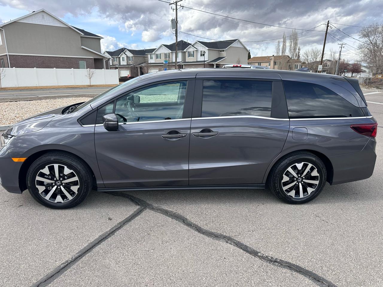 Honda Odyssey EX-L Auto 2025