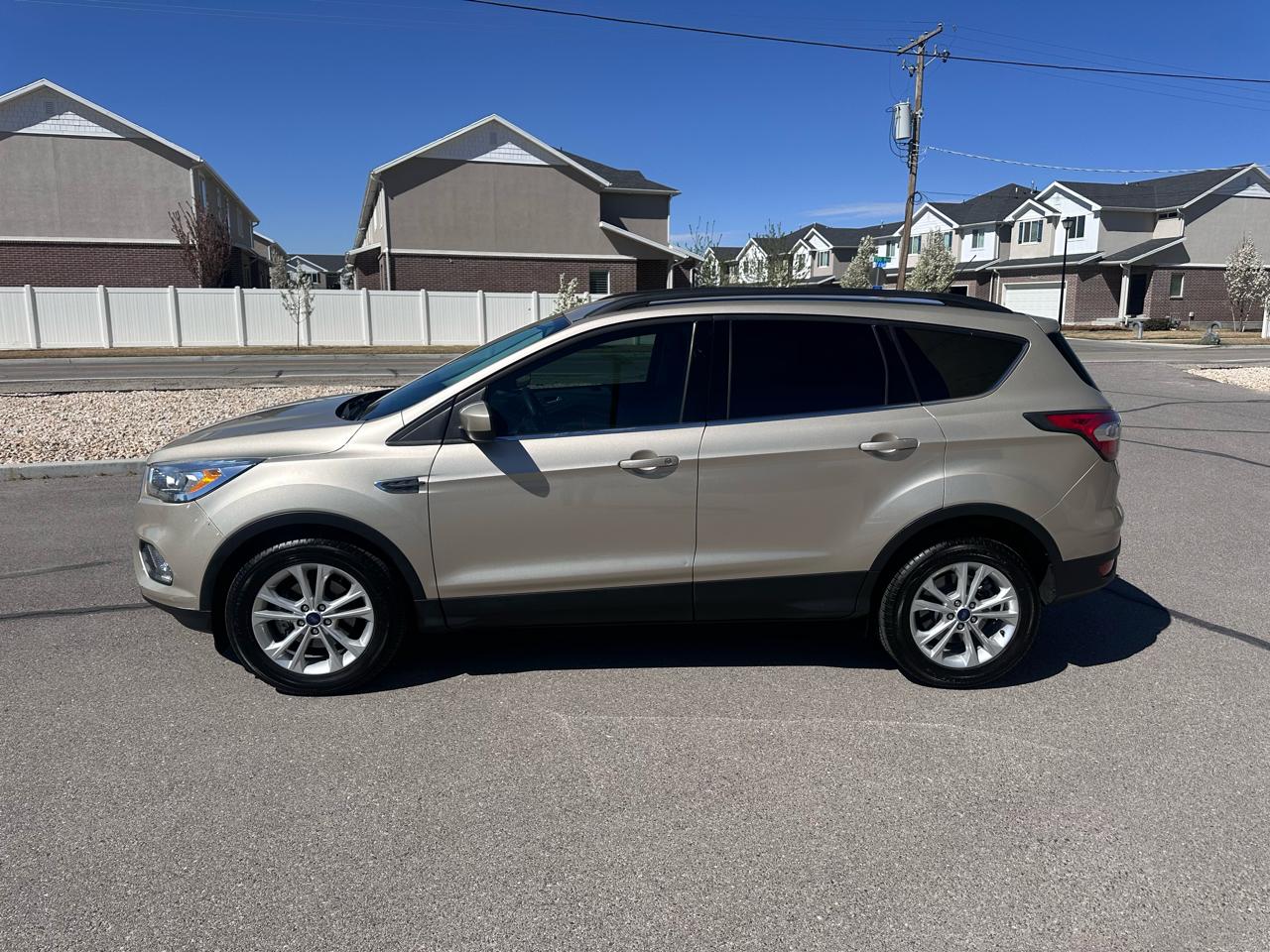 Ford Escape SE FWD 2017