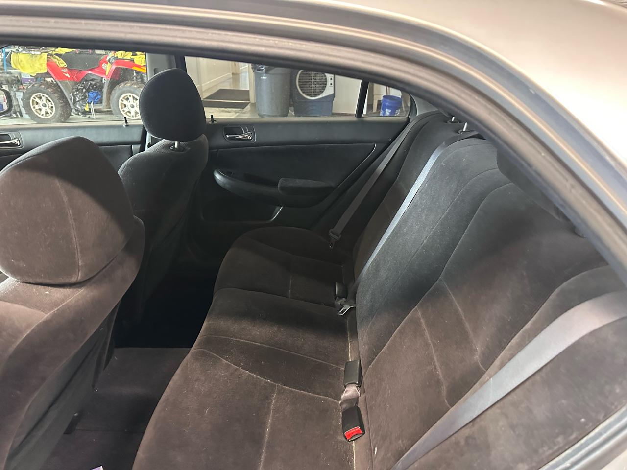 Honda Accord Sdn VP AT 2006