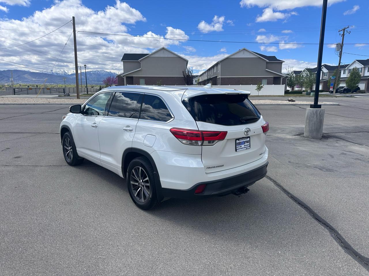 Toyota Highlander XLE V6 AWD (Natl) 2018