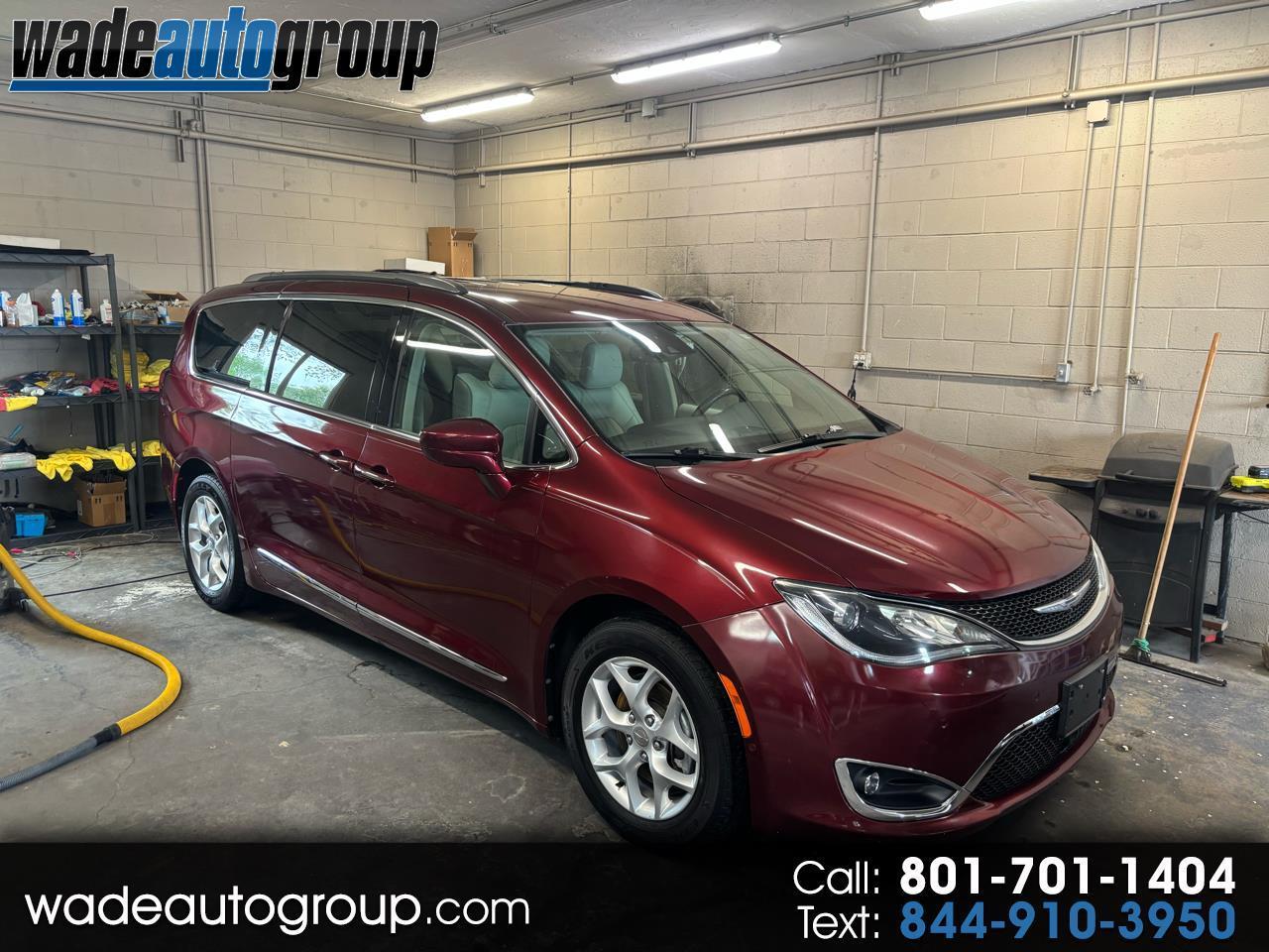 Chrysler Pacifica Touring-L Plus FWD 2017