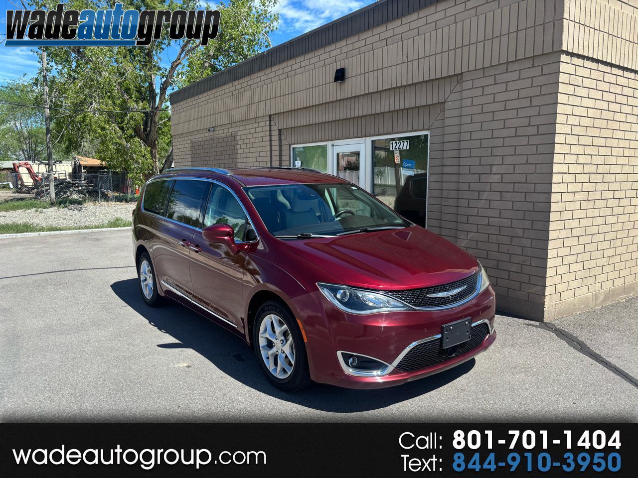 2017 Chrysler Pacifica Touring-L Plus FWD