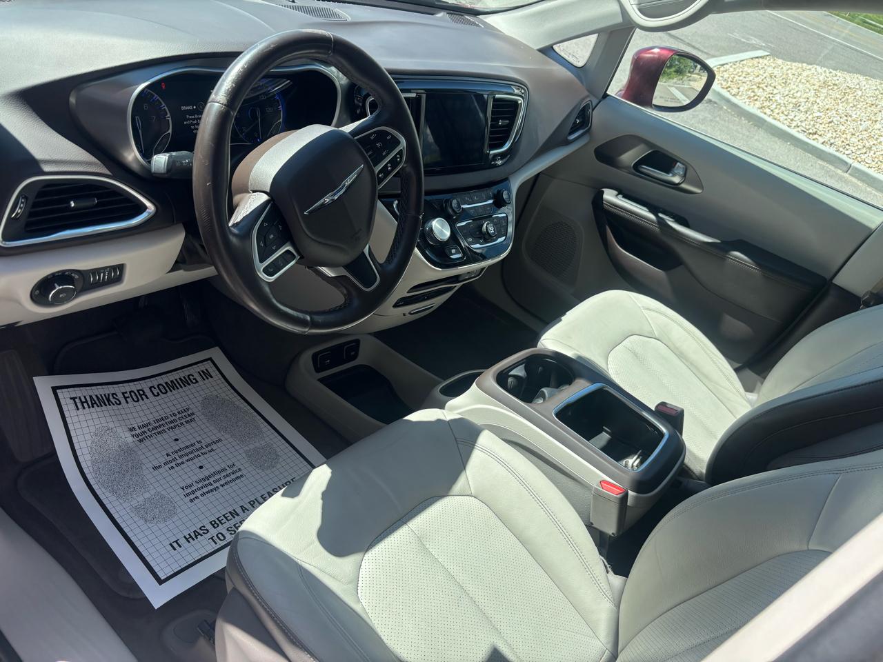 Chrysler Pacifica Touring-L Plus FWD 2017