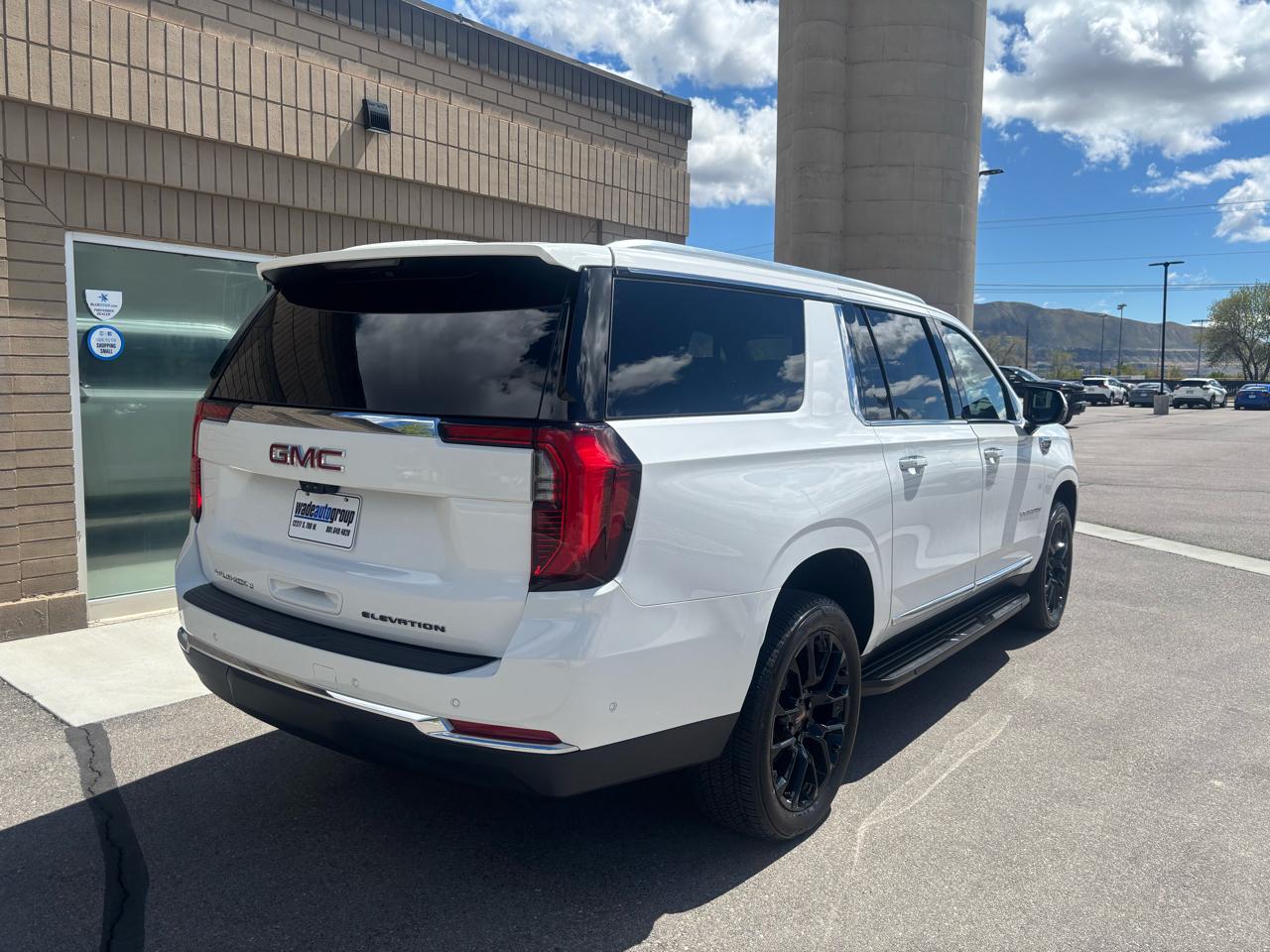 GMC Yukon XL 4WD 4dr Elevation 2025