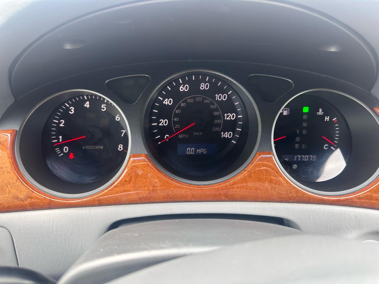Lexus ES 330 4dr Sdn 2005
