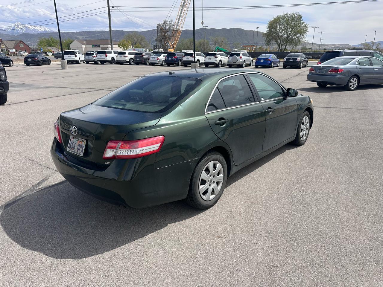 Toyota Camry 4dr Sdn I4 Auto LE (Natl) 2010