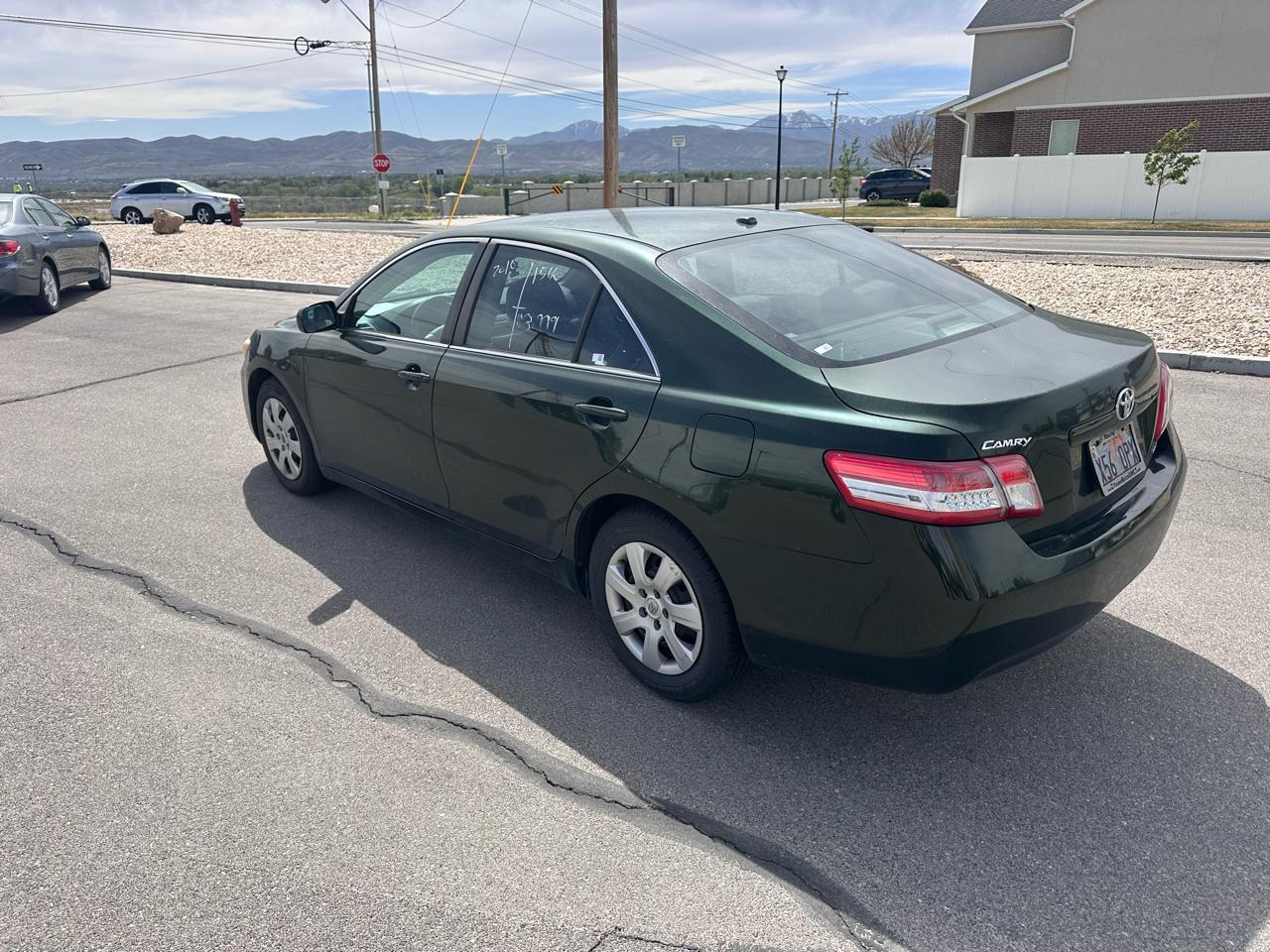 Toyota Camry 4dr Sdn I4 Auto LE (Natl) 2010