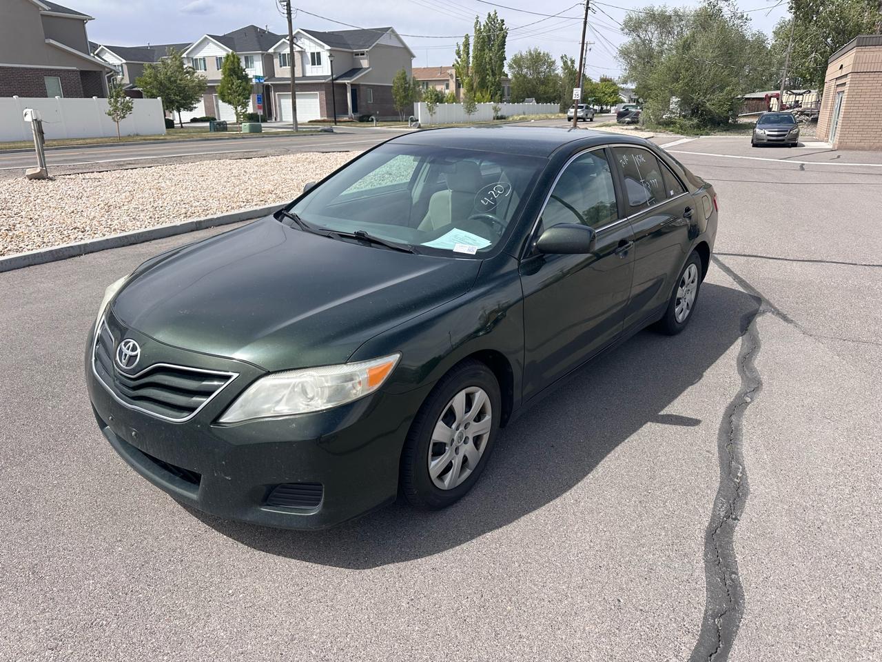 Toyota Camry 4dr Sdn I4 Auto LE (Natl) 2010