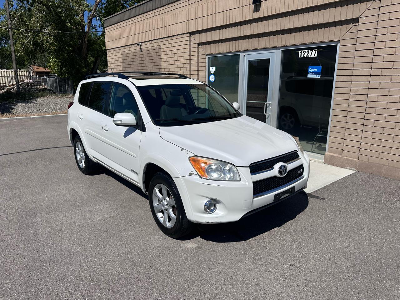 Toyota RAV4 4WD 4dr V6 5-Spd AT Ltd (Natl) 2011