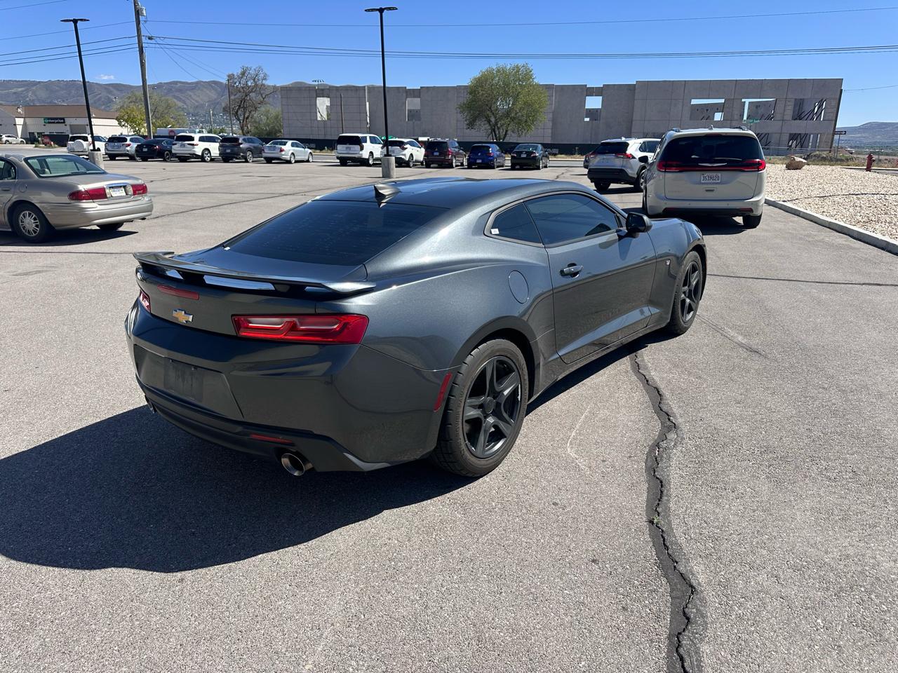 Chevrolet Camaro 2dr Cpe 1LT 2017