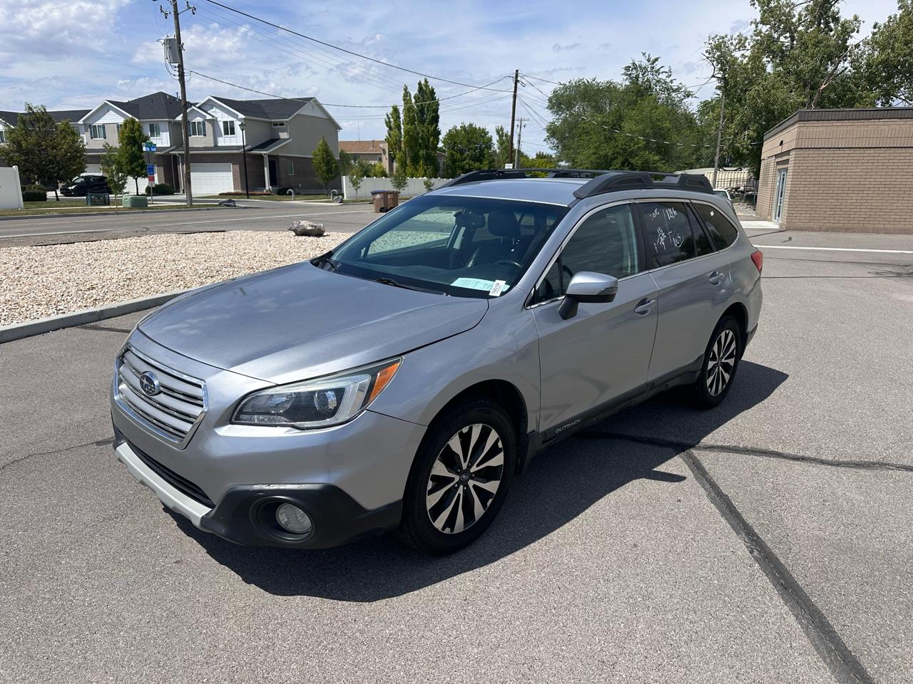 Subaru Outback 4dr Wgn 2.5i Limited 2015
