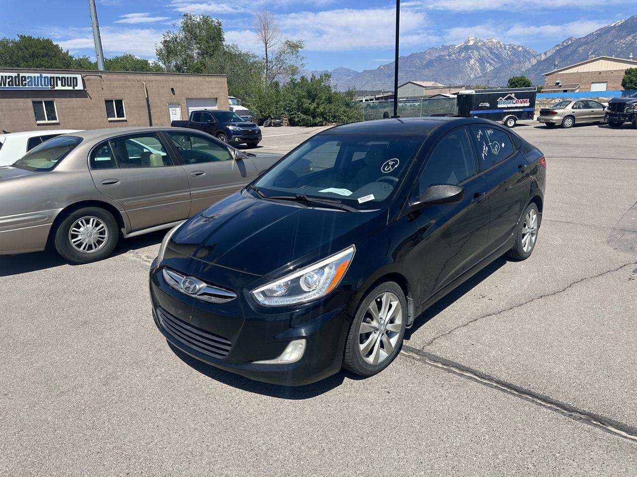 Hyundai Accent 4dr Sdn Auto GLS 2014