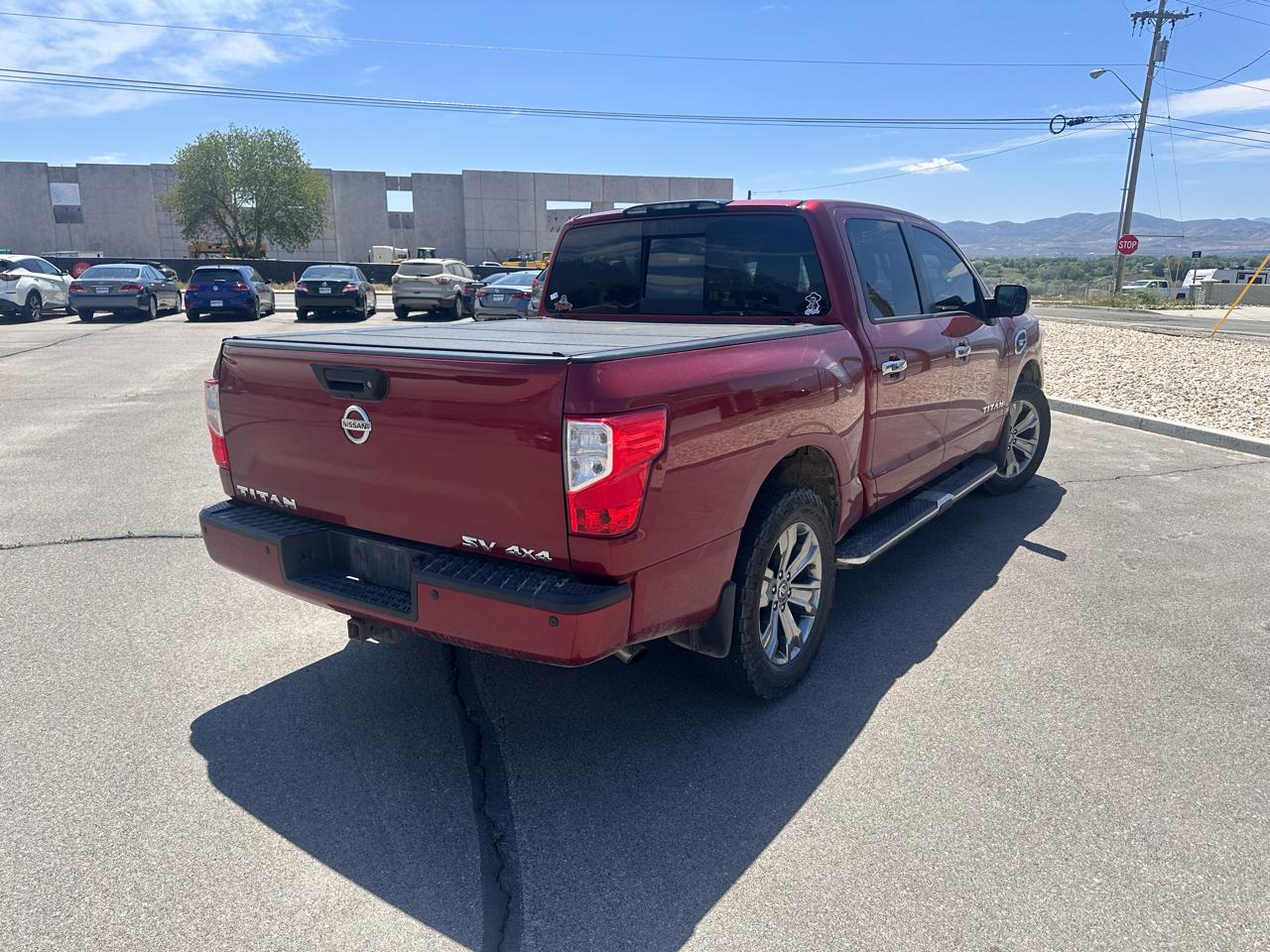 Nissan Titan 4x4 Crew Cab SV 2017