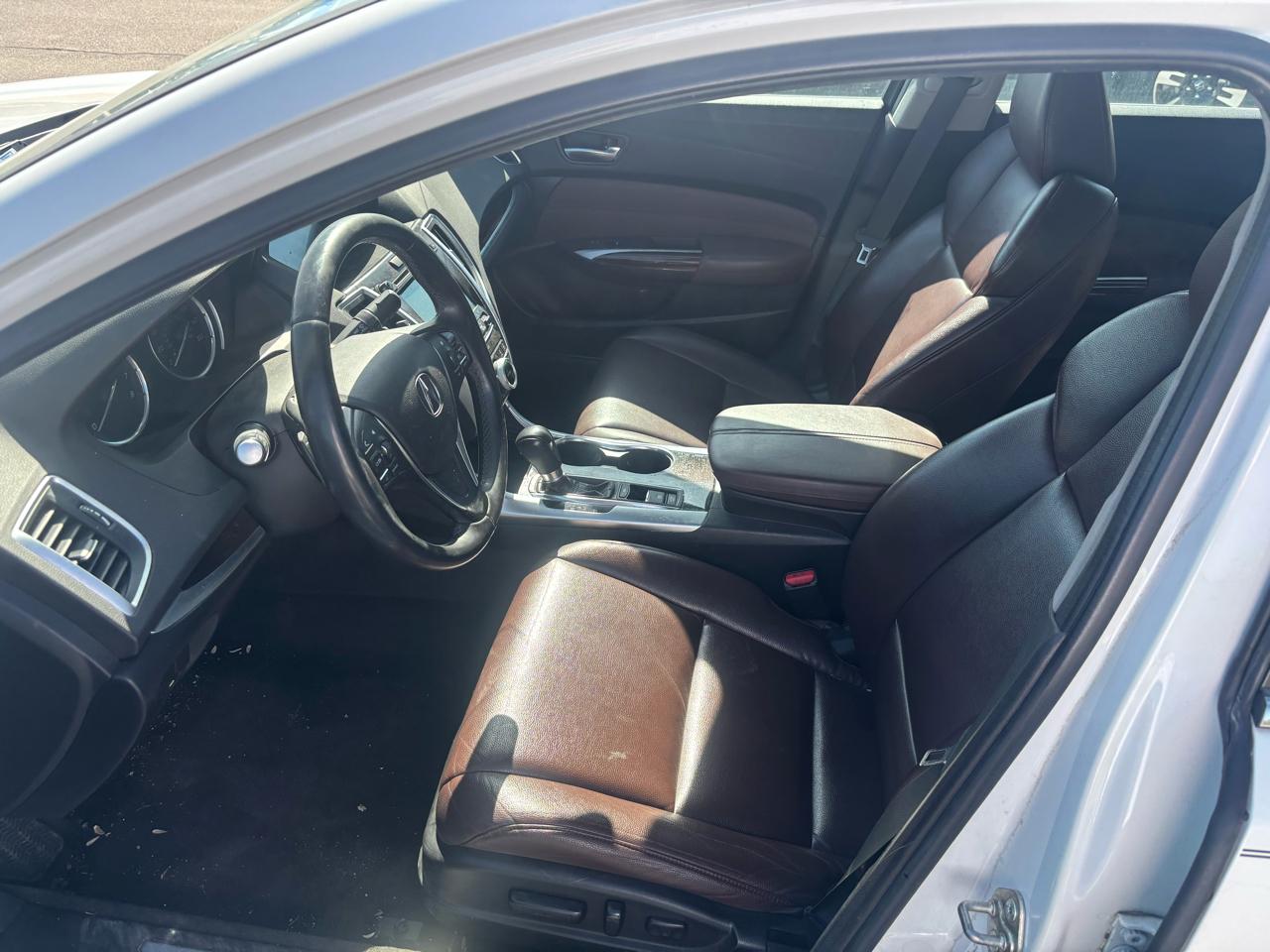 Acura TLX 4dr Sdn FWD 2015