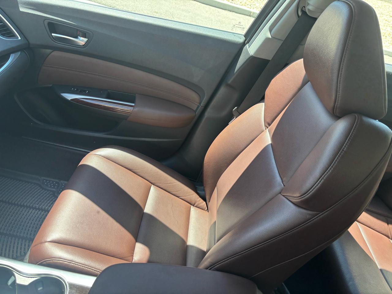 Acura TLX 4dr Sdn FWD 2015