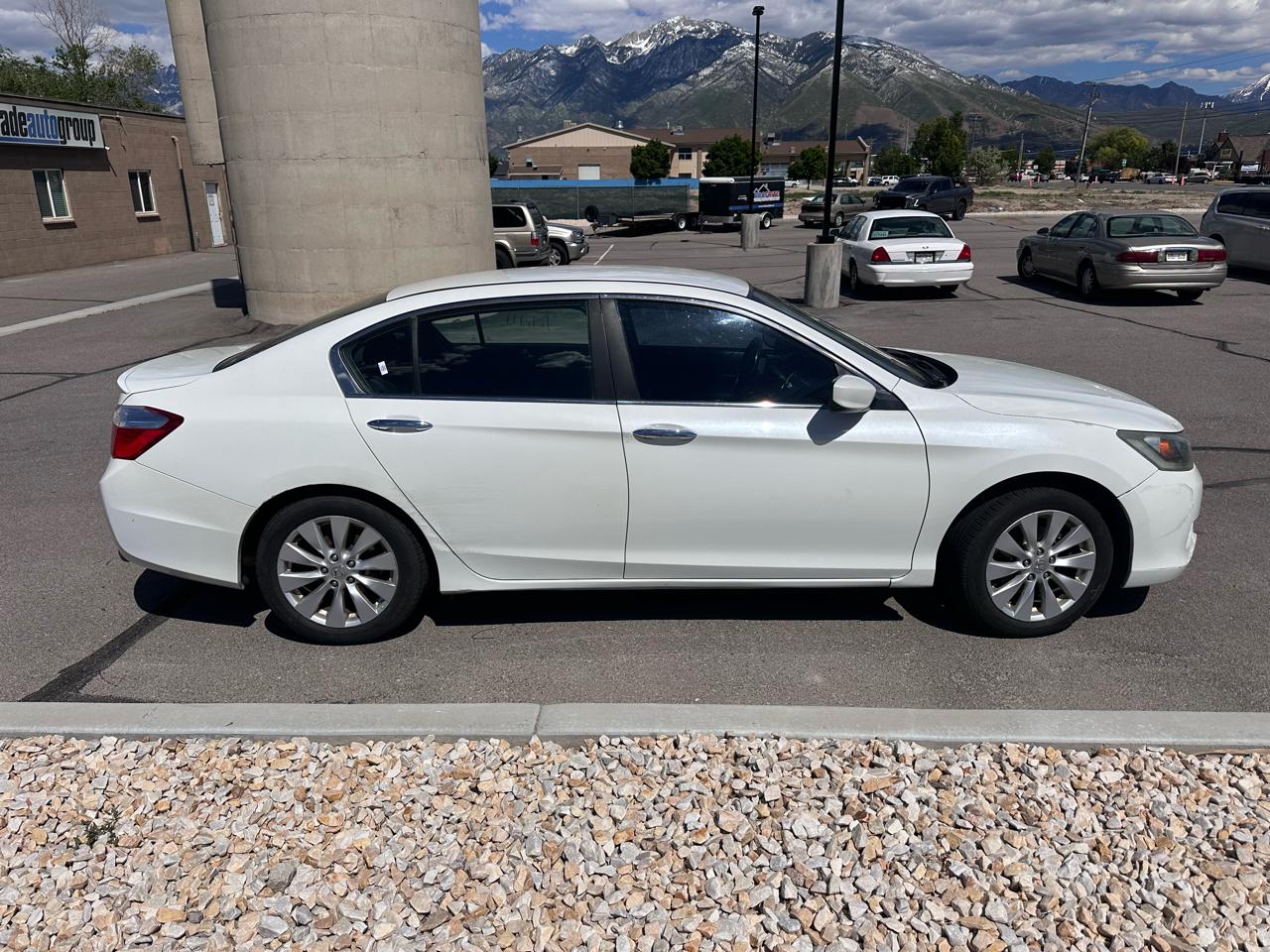 Honda Accord Sdn 4dr I4 CVT Sport 2013