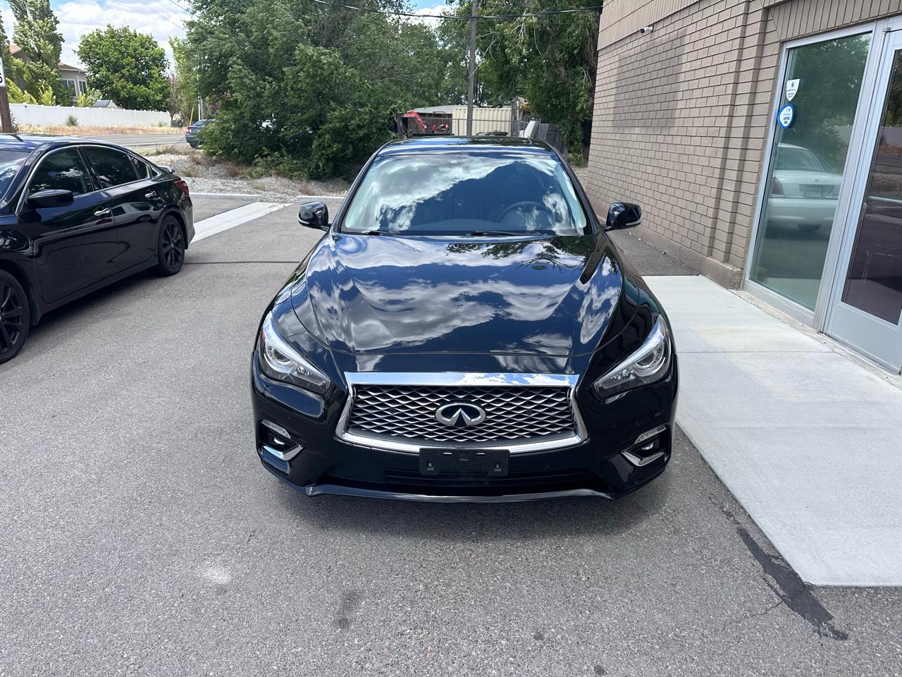 Infiniti Q50 3.0t LUXE AWD 2021
