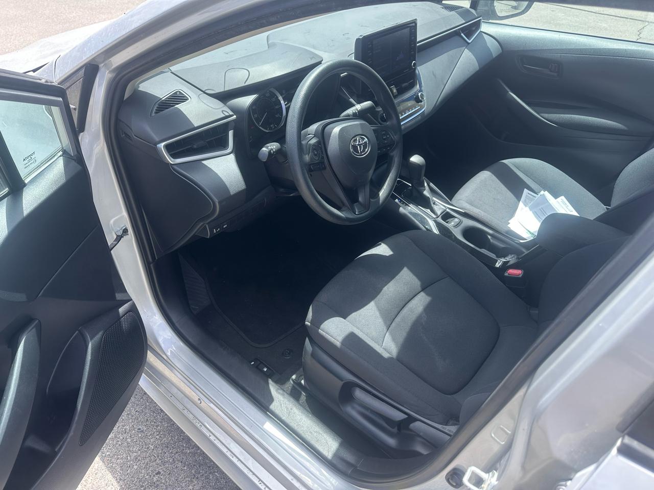 Toyota Corolla LE CVT (Natl) 2022