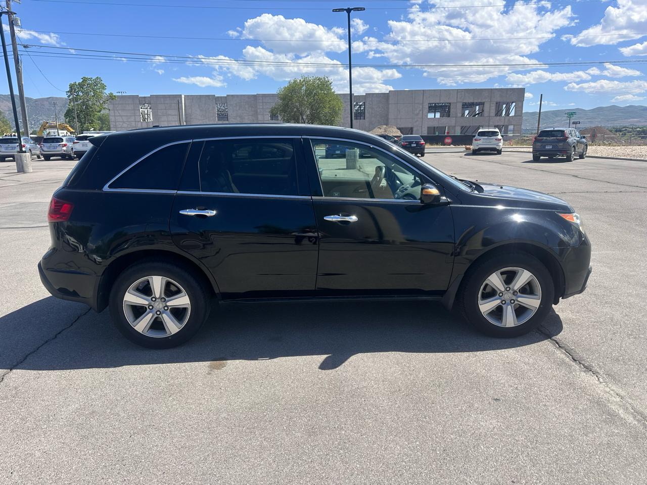 Acura MDX AWD 4dr 2010