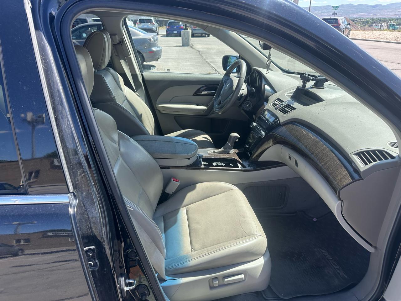 Acura MDX AWD 4dr 2010