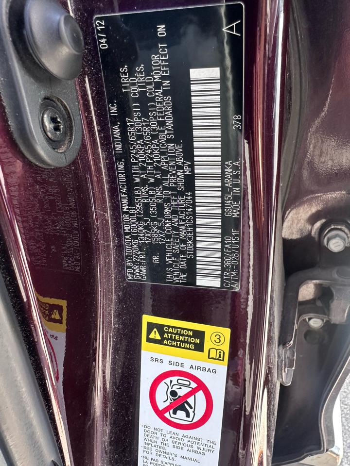 Toyota Highlander 4WD 4dr V6 (Natl) 2012