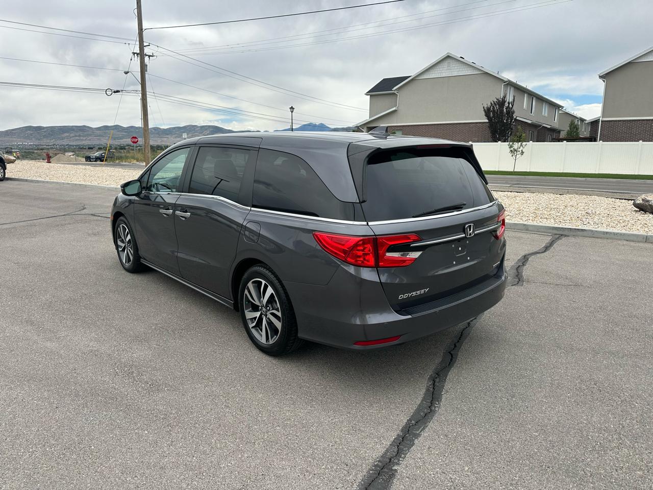 Honda Odyssey Touring Auto 2023
