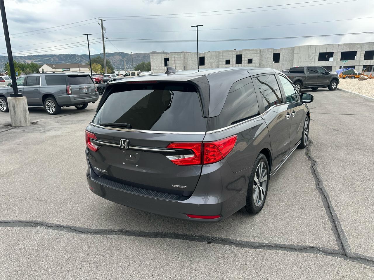 Honda Odyssey Touring Auto 2023
