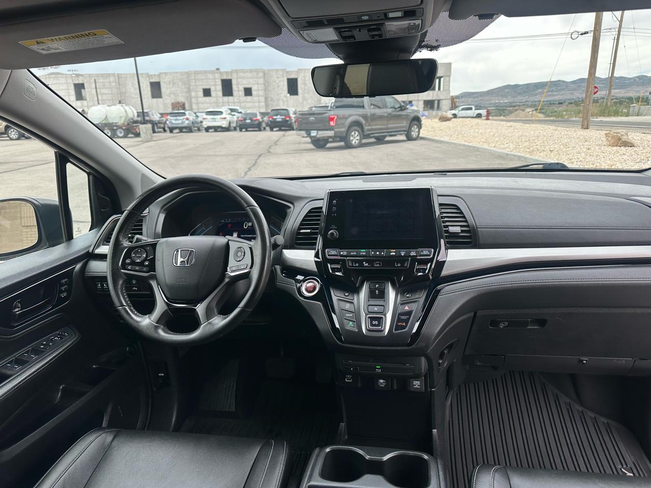 Honda Odyssey Touring Auto 2023