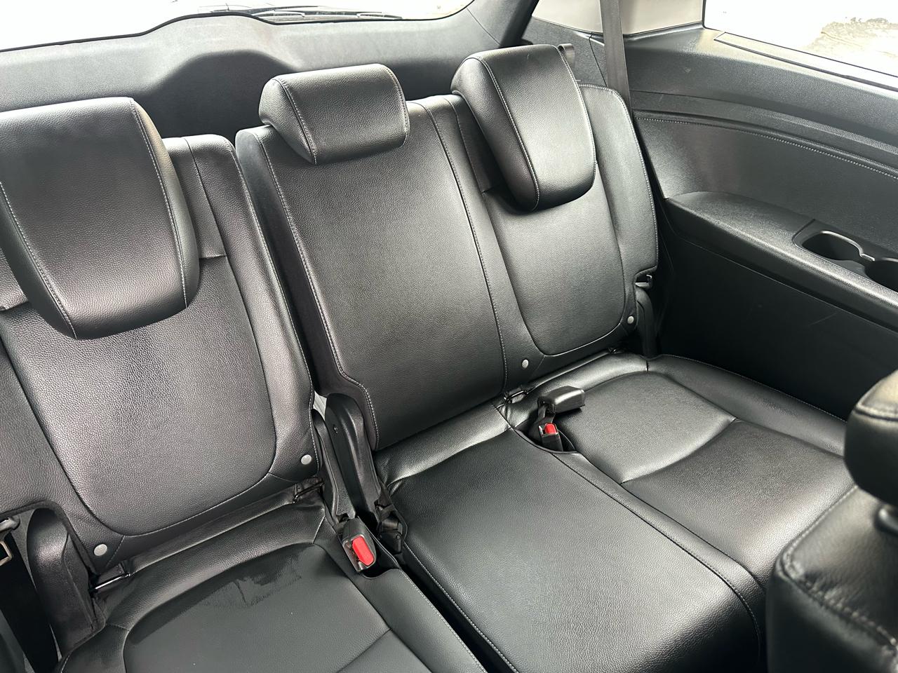 Honda Odyssey Touring Auto 2023