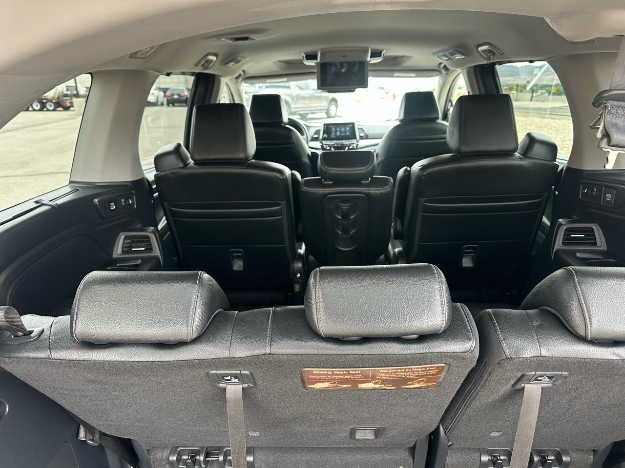 Honda Odyssey Touring Auto 2023