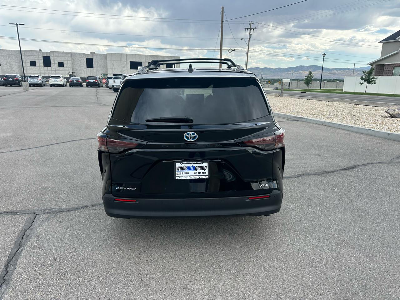 Toyota Sienna XLE AWD 7-Passenger (Natl) 2025