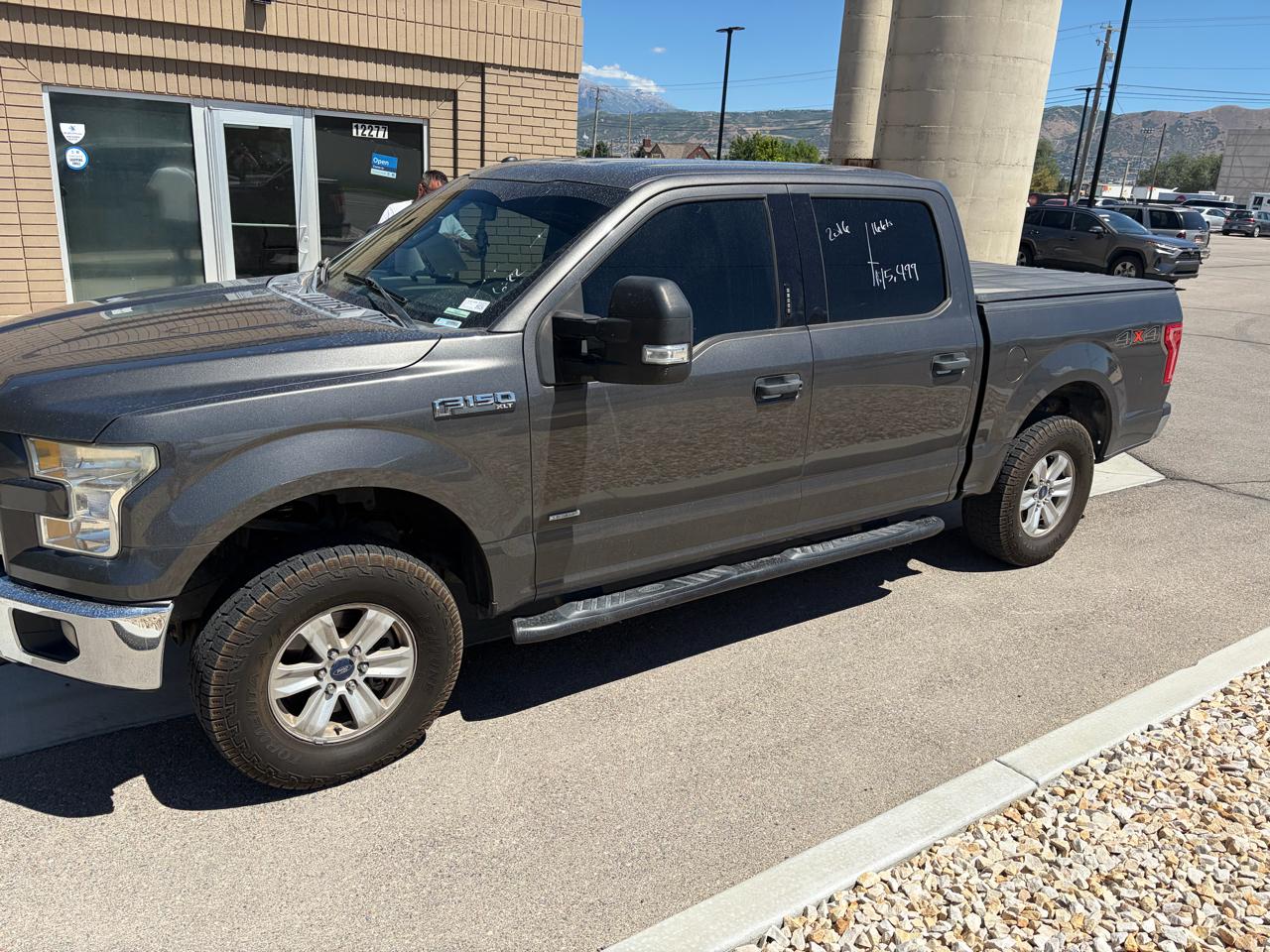 Ford F-150 4WD SuperCrew 139" XLT 2016