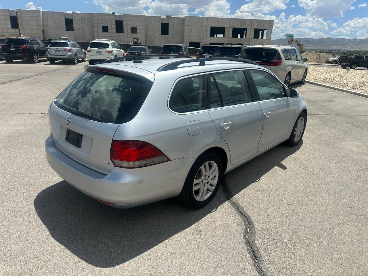 Volkswagen Jetta SportWagen 4dr DSG TDI 2013