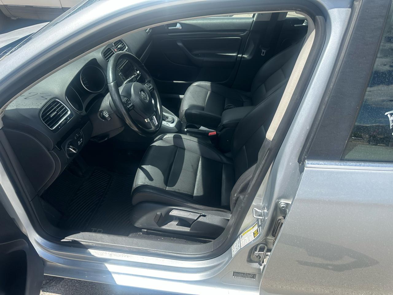 Volkswagen Jetta SportWagen 4dr DSG TDI 2013