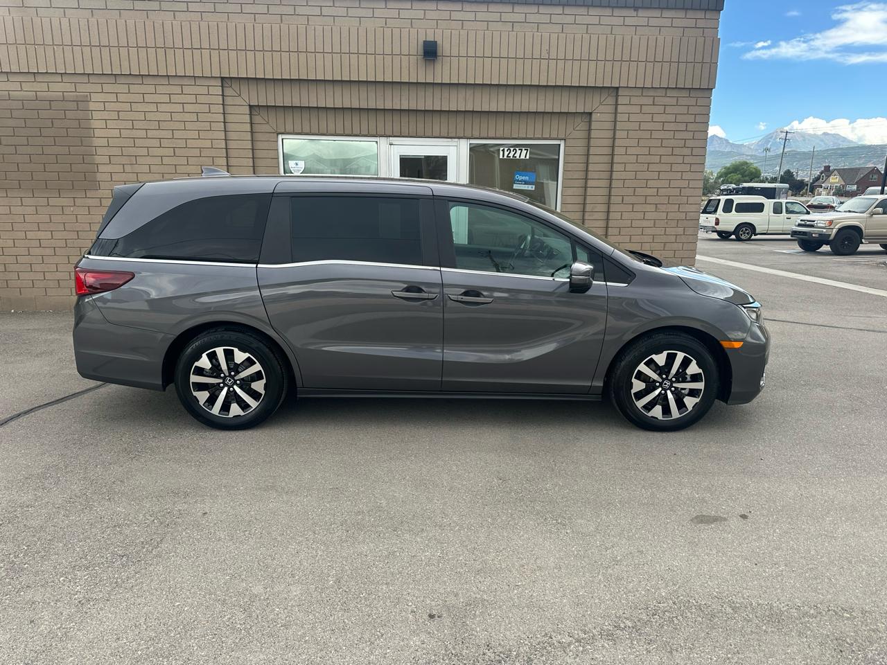 Honda Odyssey EX-L Auto 2025