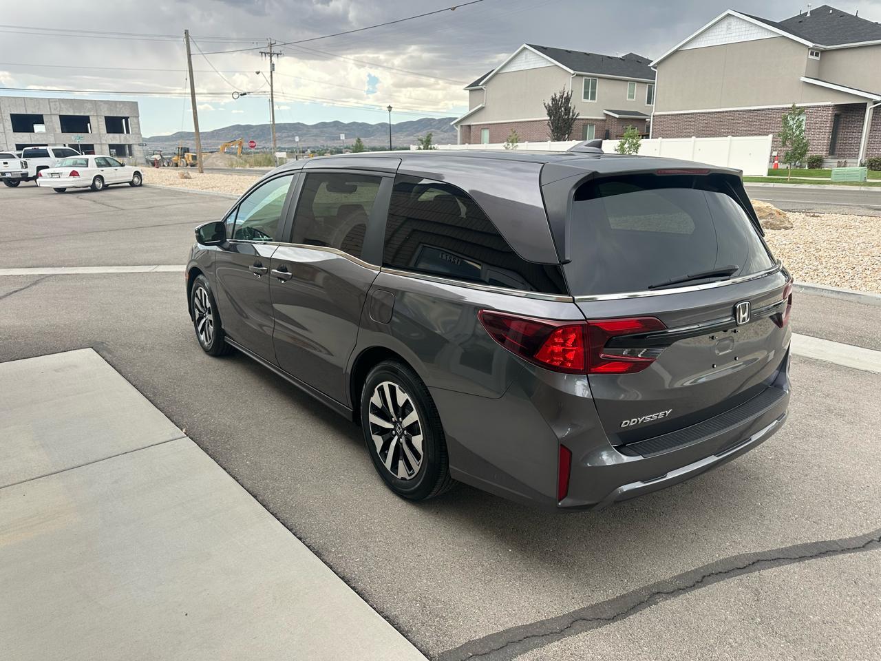 Honda Odyssey EX-L Auto 2025