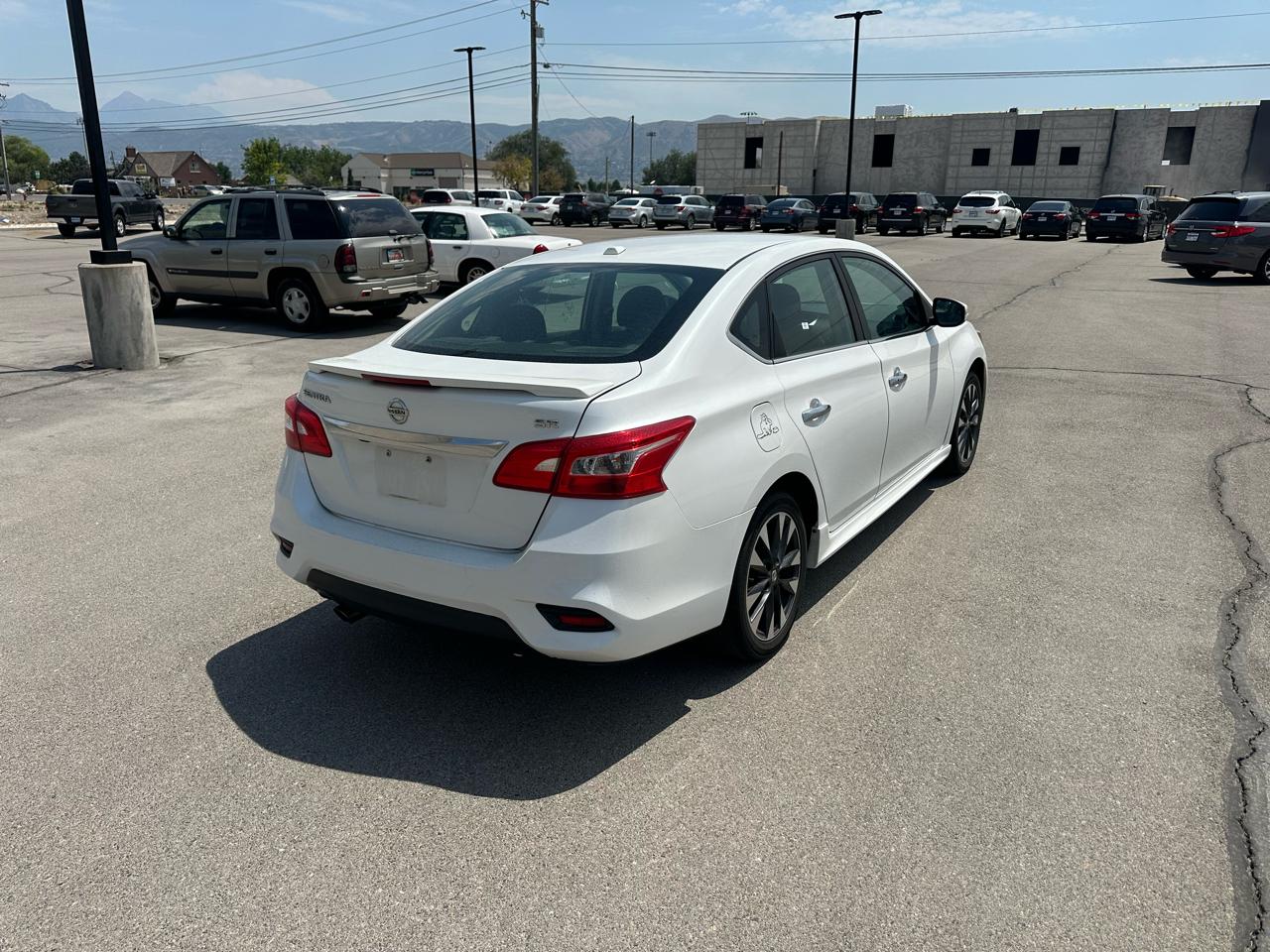 Nissan Sentra SR CVT 2018