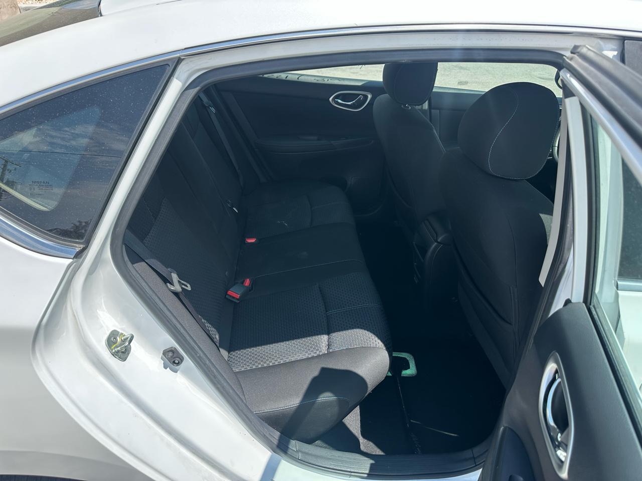 Nissan Sentra SR CVT 2018