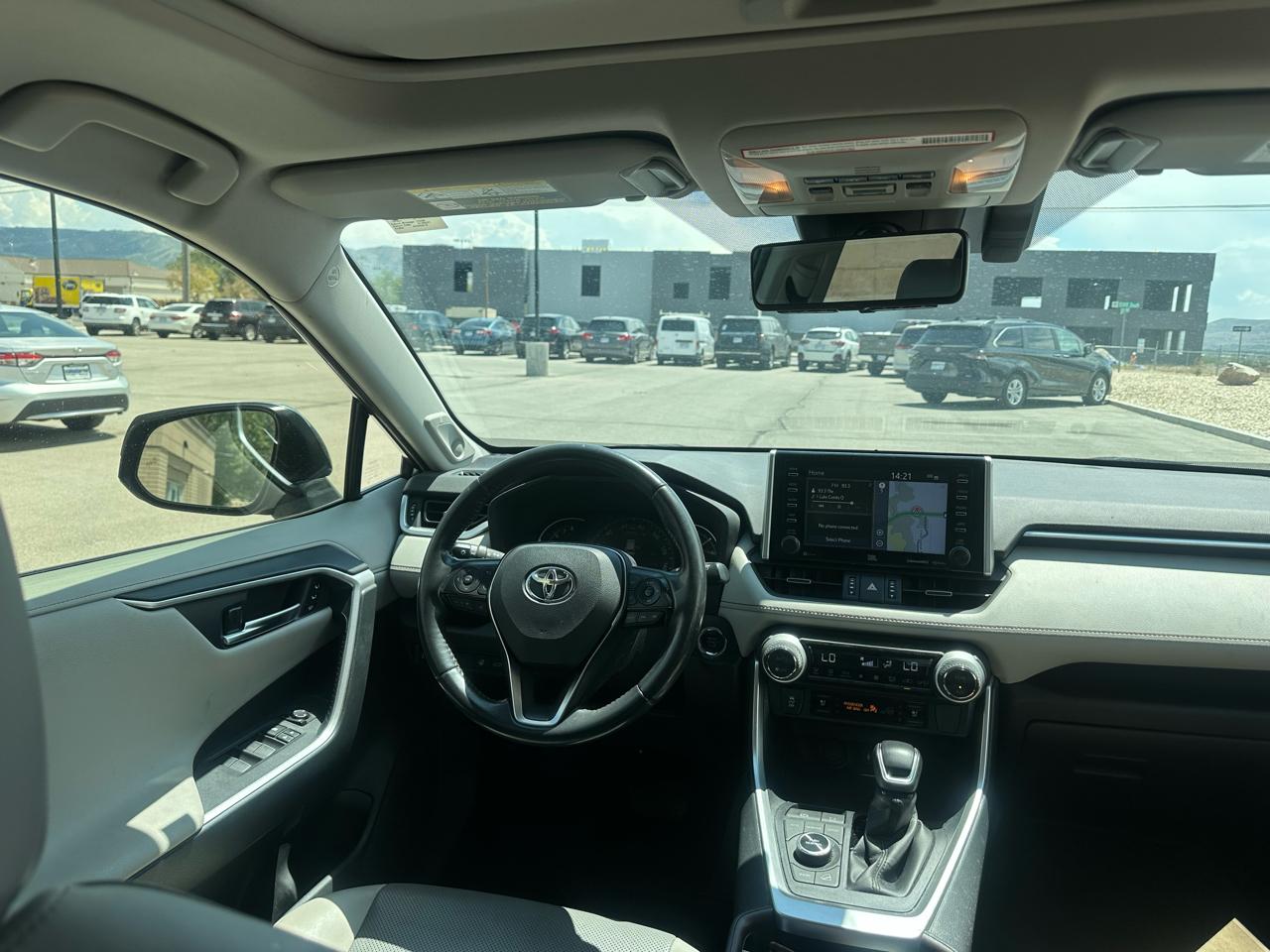Toyota RAV4 Limited AWD (Natl) 2019