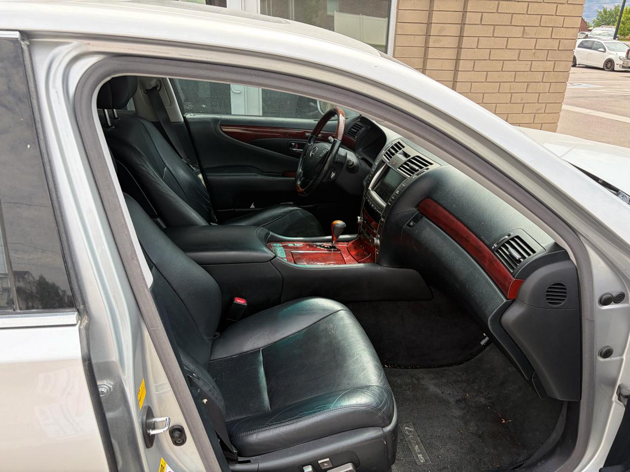 Lexus LS 460 4dr Sdn 2007