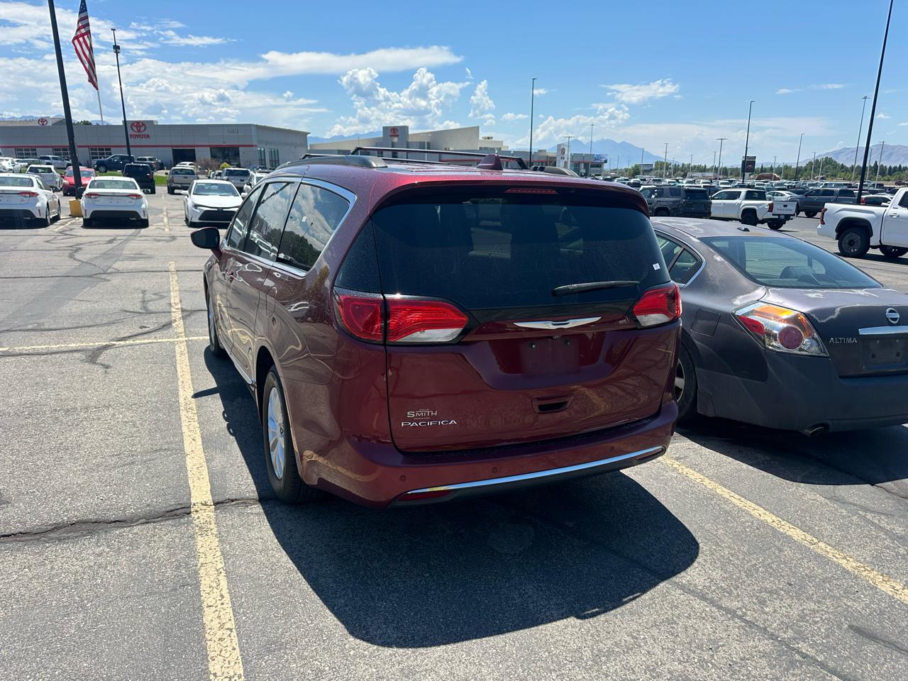 Chrysler Pacifica Touring-L FWD 2017