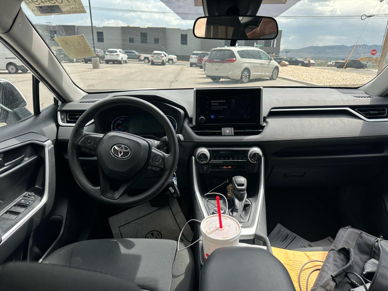 Toyota RAV4 Hybrid LE AWD (Natl) 2024
