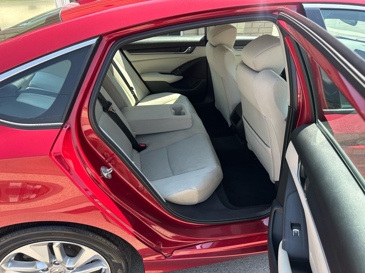 Honda Accord Sedan LX 1.5T CVT 2018