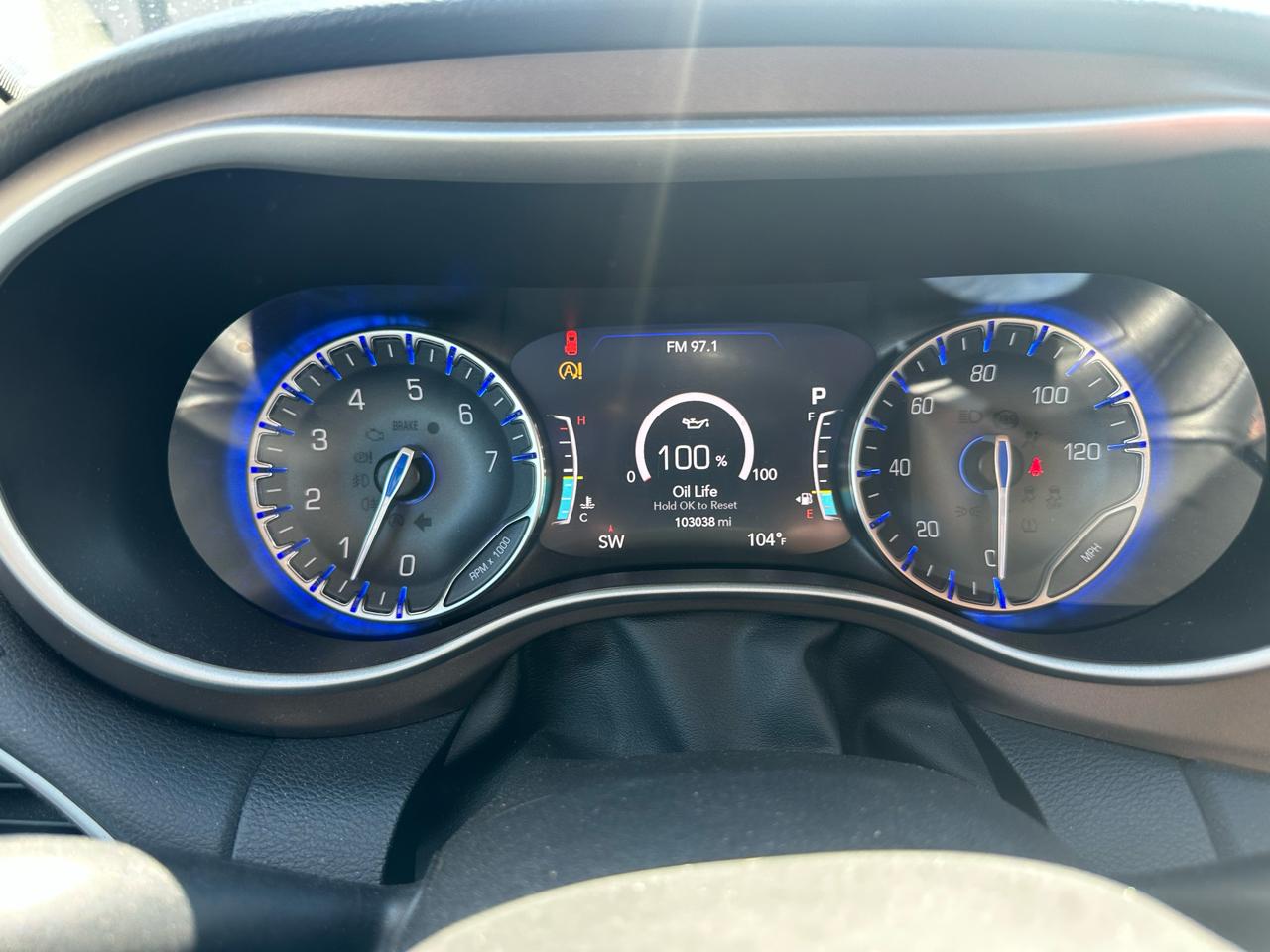 Chrysler Pacifica Touring L FWD 2018