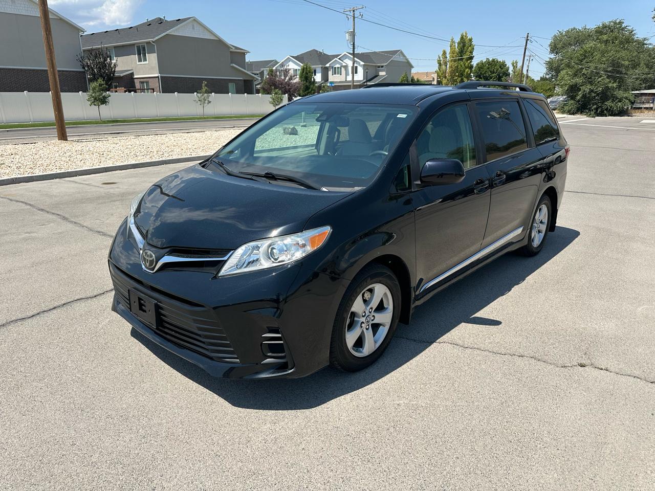 Toyota Sienna LE FWD 8-Passenger (Natl) 2018