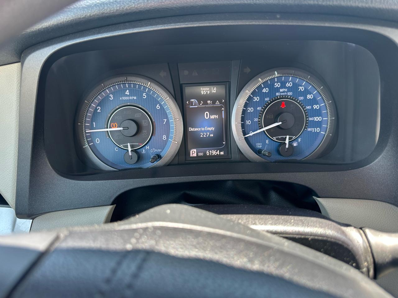 Toyota Sienna LE FWD 8-Passenger (Natl) 2018