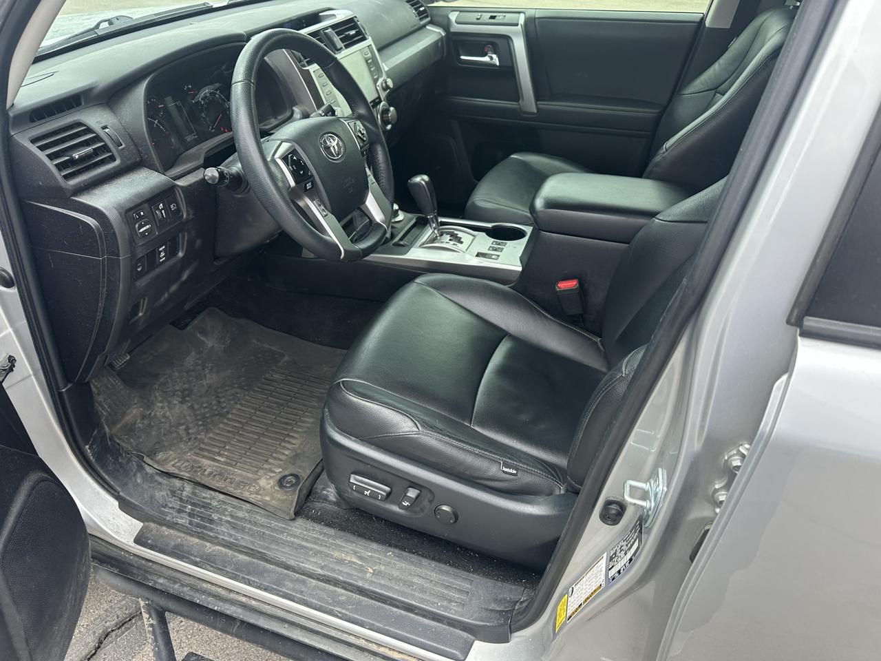 Toyota 4Runner SR5 4WD (Natl) 2021