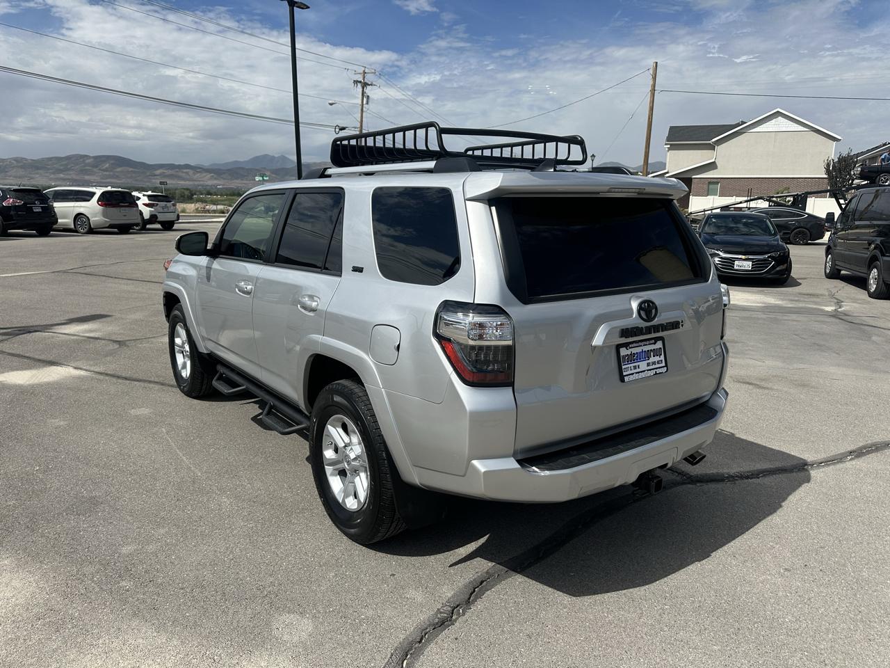 Toyota 4Runner SR5 4WD (Natl) 2021