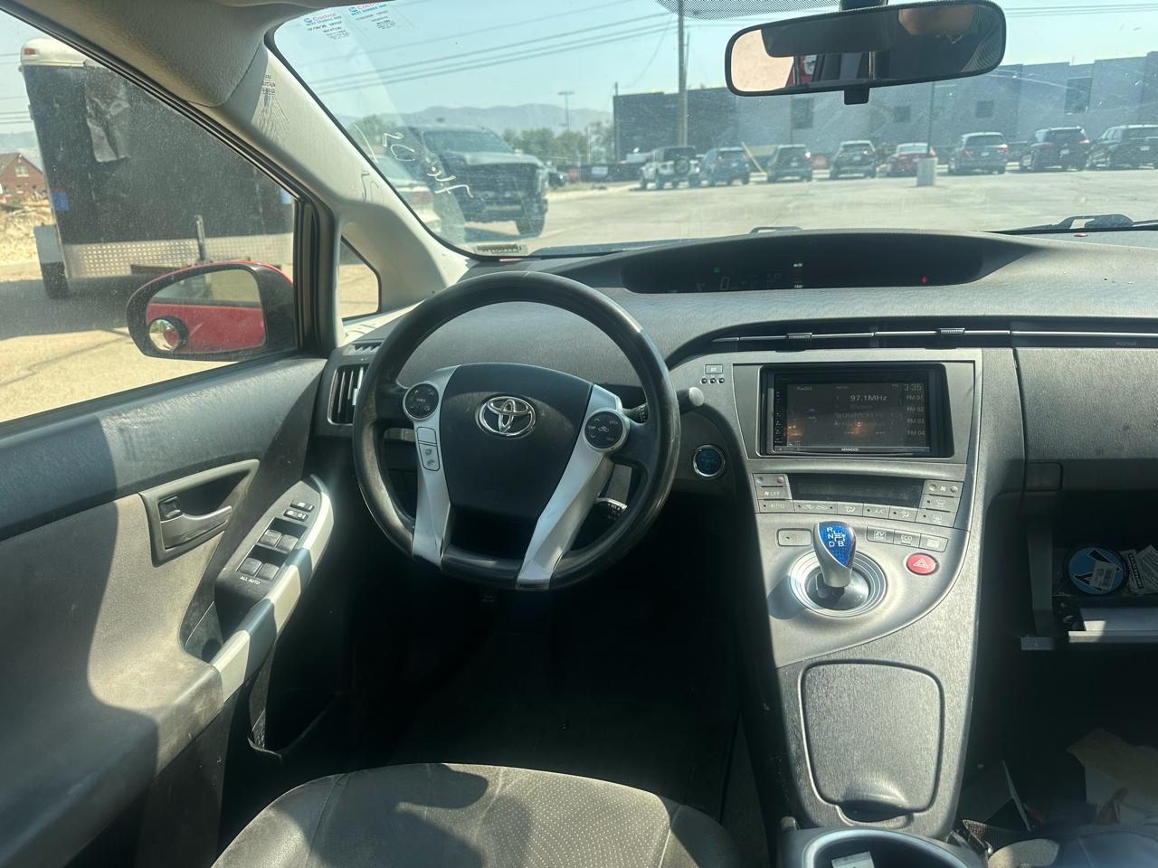 Toyota Prius 5dr HB II (Natl) 2013