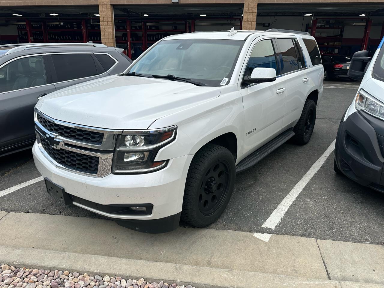 Chevrolet Tahoe 4WD 4dr LT 2016